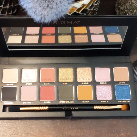 Sigma Beauty Other - Sigma Untamed palette